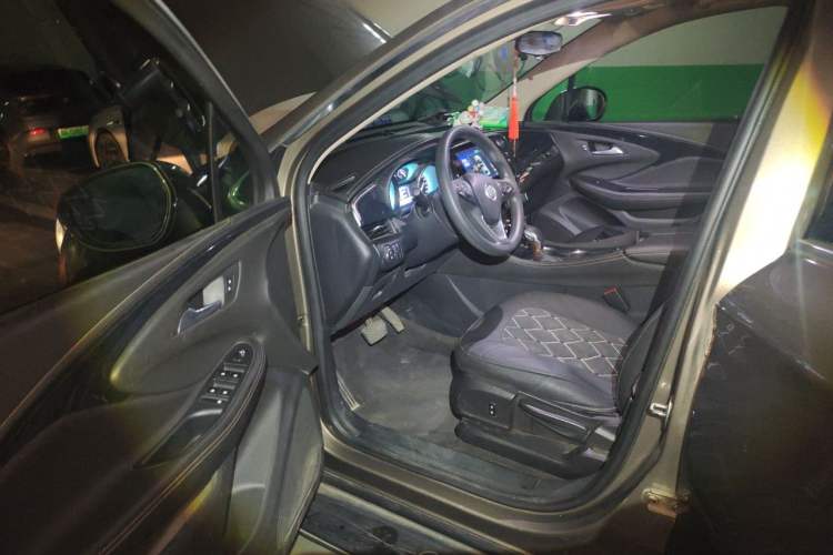 Used Buick Envision 2017 20T Two-Wheel Drive Leading Version Driver Seat