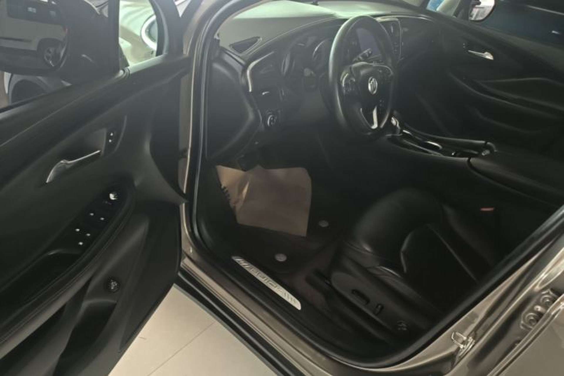 Used Buick Envision 2017 28T Four-Wheel Drive Elite Model Driver Seat