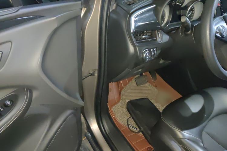Used Buick Envision 2017 20T Two-Wheel Drive Elite Version Driver Seat