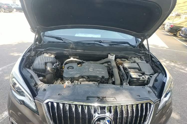 Used Buick Envision 2017 20T Two-Wheel Drive Leading Version Engine Bay