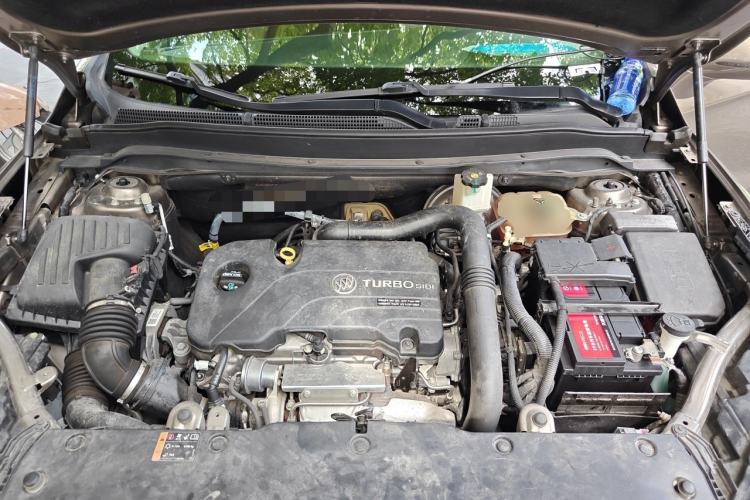 Used Buick Envision 2017 20T Two-Wheel Drive Elite Version Engine Bay