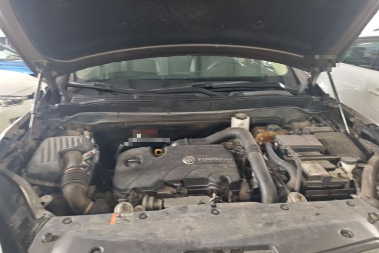Used Buick Envision 2017 20T Two-Wheel Drive Elite Version Engine Bay