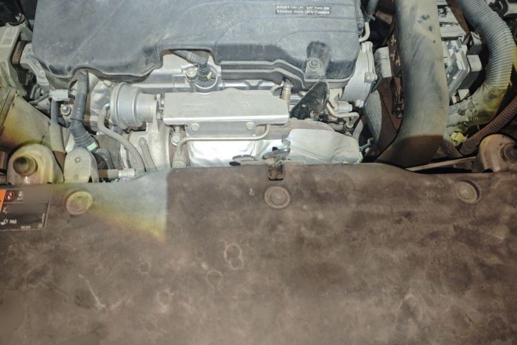 Used Buick Envision 2017 20T Two-Wheel Drive Leading Version Engine Bay