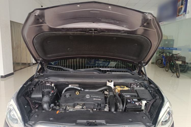Used Buick Envision 2017 20T Two-Wheel Drive Elite Version Engine Bay