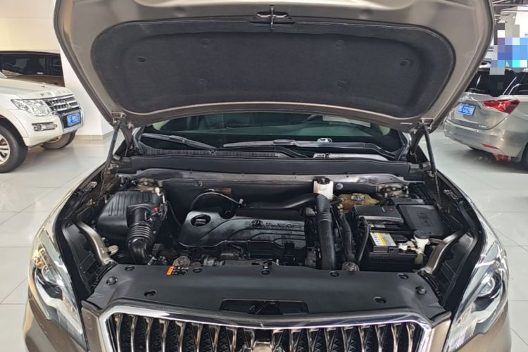 Used Buick Envision 2017 20T Two-Wheel Drive Elite Version Engine Bay