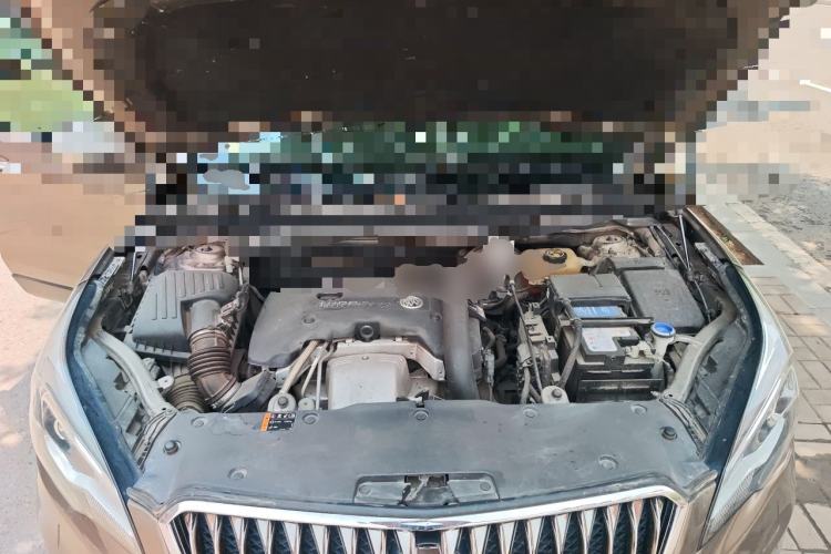 Used Buick Envision 2017 28T Four-Wheel Drive Elite Model Engine Bay