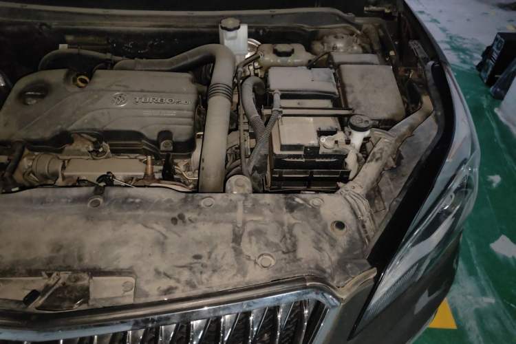 Used Buick Envision 2017 20T Two-Wheel Drive Leading Version Engine Bay Left