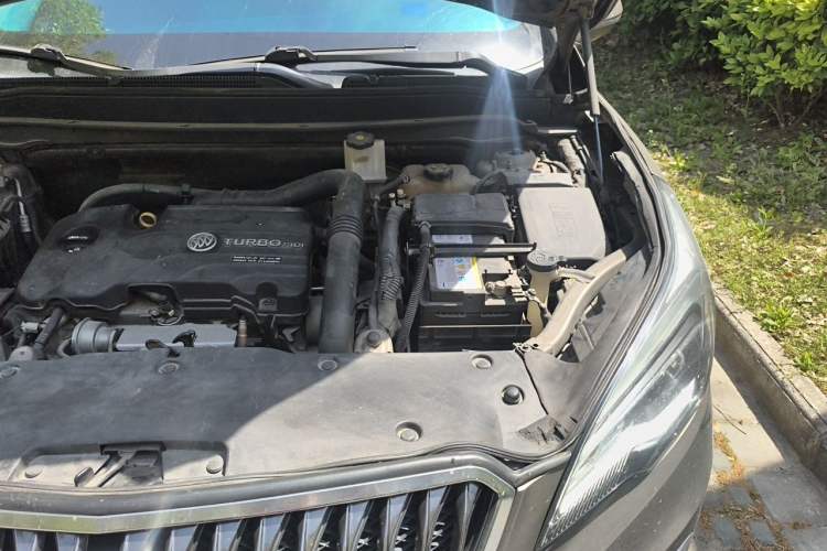 Used Buick Envision 2017 20T Two-Wheel Drive Leading Version Engine Bay Left
