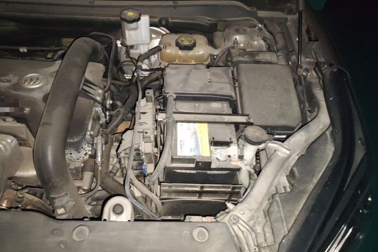 Used Buick Envision 2017 28T Four-Wheel Drive Elite Model Engine Bay Left