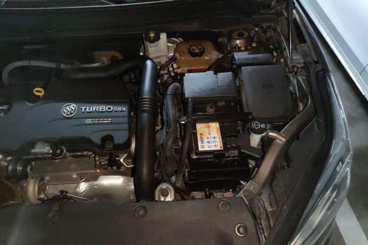 Used Buick Envision 2017 20T Two-Wheel Drive Luxury Model Engine Bay Left