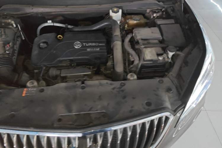 Used Buick Envision 2017 20T Two-Wheel Drive Leading Version Engine Bay Left