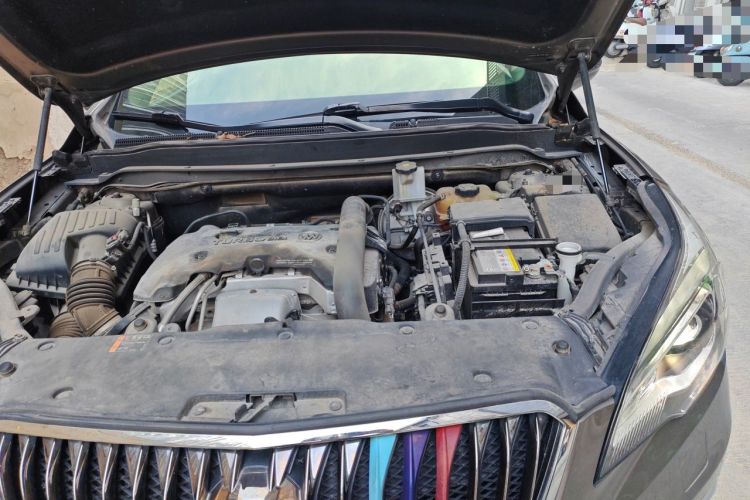 Used Buick Envision 2017 28T Four-Wheel Drive Elite Model Engine Bay Left