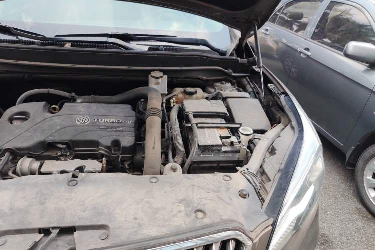 Used Buick Envision 2017 20T Two-Wheel Drive Elite Version Engine Bay Left
