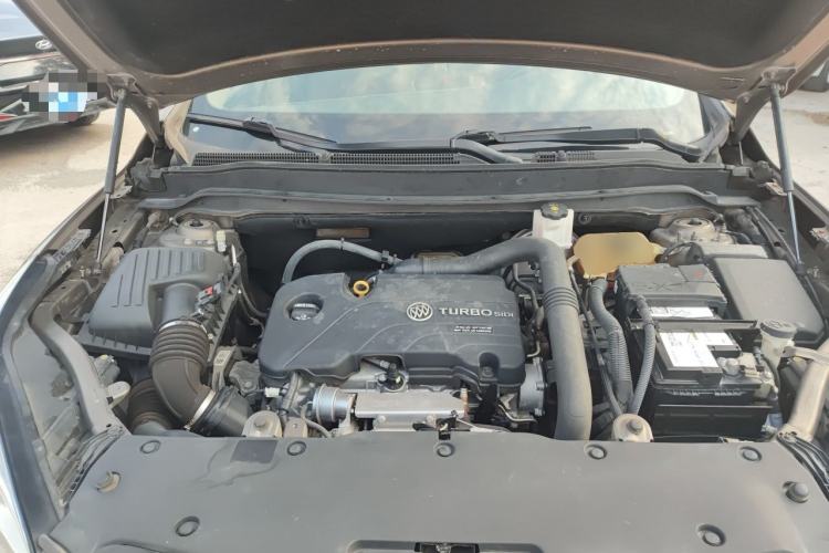 Used Buick Envision 2017 20T Two-Wheel Drive Leading Version Engine Bay
