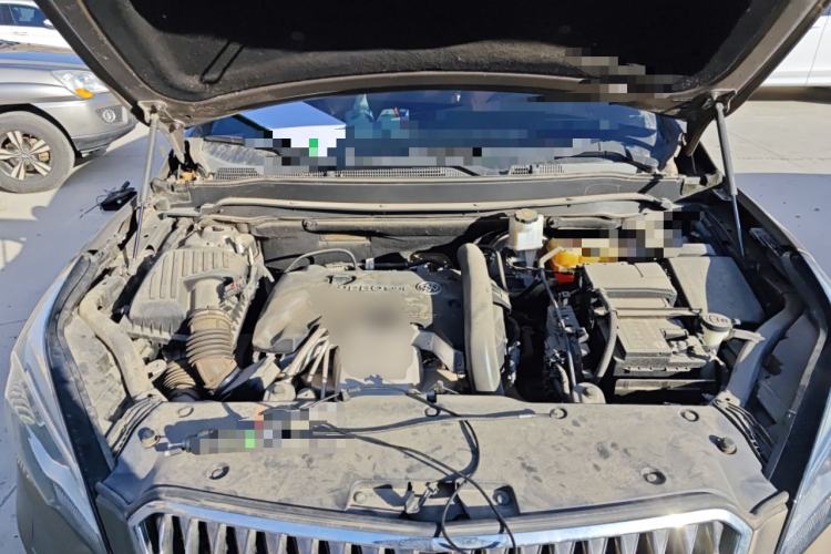 Used Buick Envision 2017 28T Four-Wheel Drive Elite Model Engine Bay