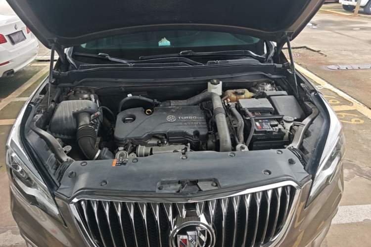 Used Buick Envision 2017 20T Two-Wheel Drive Elite Version Engine Bay