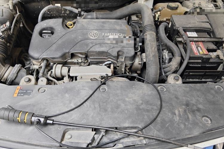 Used Buick Envision 2017 20T Two-Wheel Drive Elite Version Engine Bay