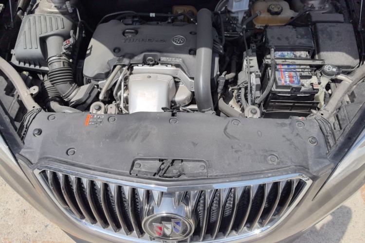 Used Buick Envision 2017 28T Four-Wheel Drive Luxury Model Engine Bay
