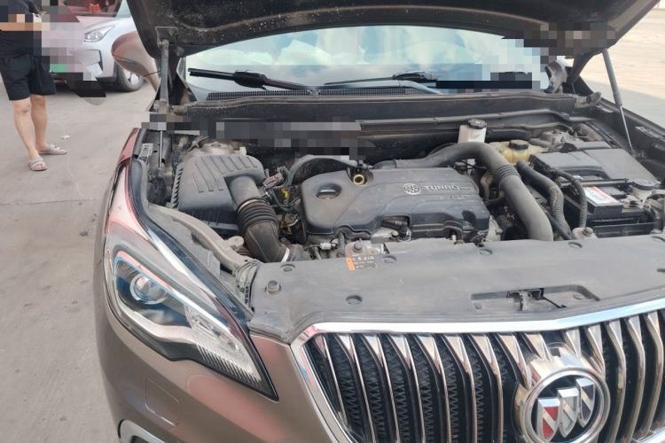 Used Buick Envision 2017 20T Two-Wheel Drive Luxury Model Engine Bay Right