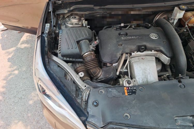 Used Buick Envision 2017 28T Four-Wheel Drive Elite Model Engine Bay Right