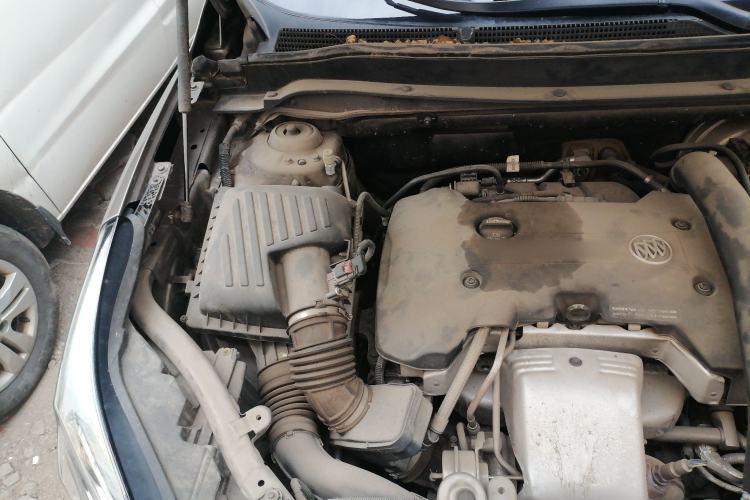 Used Buick Envision 2017 28T Four-Wheel Drive Elite Model Engine Bay Right