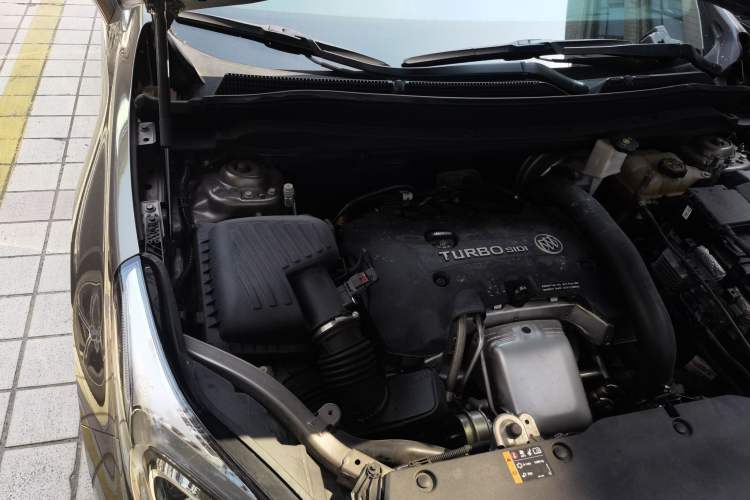 Used Buick Envision 2017 28T Four-Wheel Drive Luxury Model Engine Bay Right