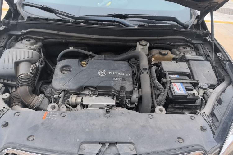 Used Buick Envision 2017 20T Two-Wheel Drive Leading Version Engine Bay