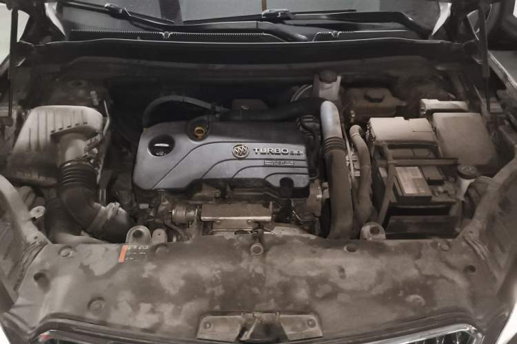 Used Buick Envision 2017 20T Two-Wheel Drive Luxury Model Engine Bay