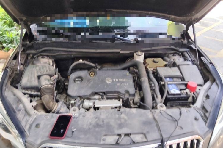 Used Buick Envision 2017 20T Two-Wheel Drive Elite Version Engine Bay