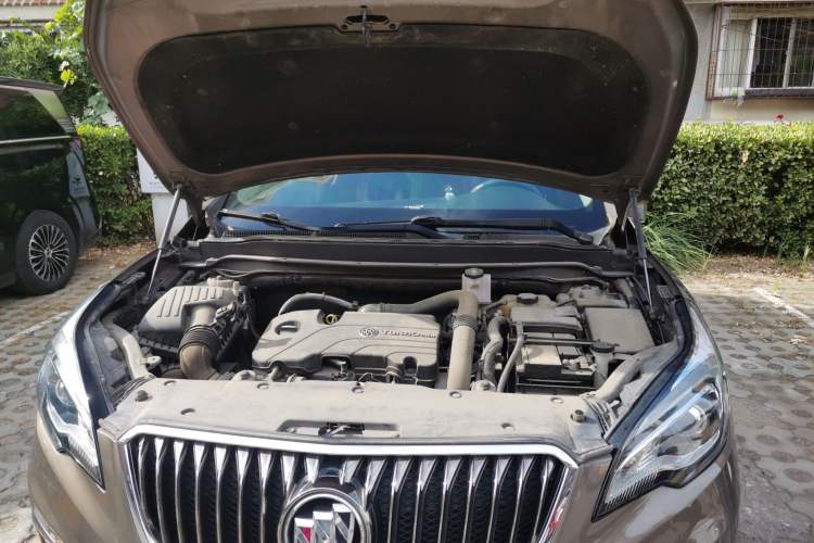 Used Buick Envision 2017 20T Two-Wheel Drive Leading Version Engine Bay
