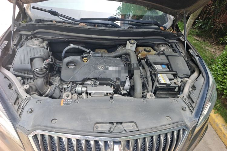 Used Buick Envision 2017 20T Two-Wheel Drive Luxury Model Engine Bay