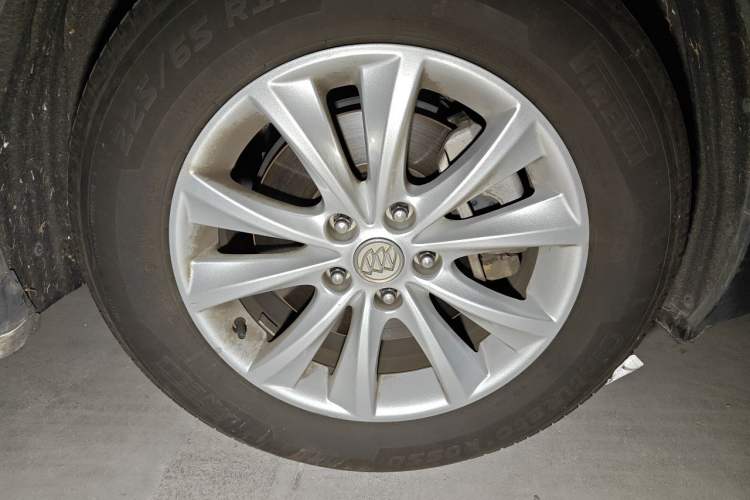 Used Buick Envision 2017 28T Four-Wheel Drive Elite Model Exterior 1
