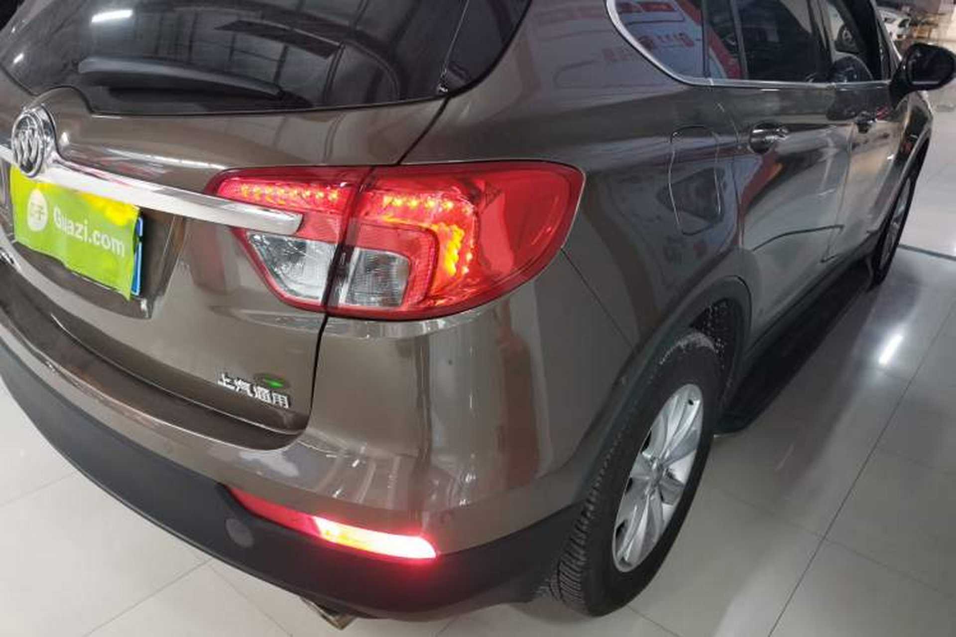 Used Buick Envision 2017 28T Four-Wheel Drive Elite Model Exterior 3
