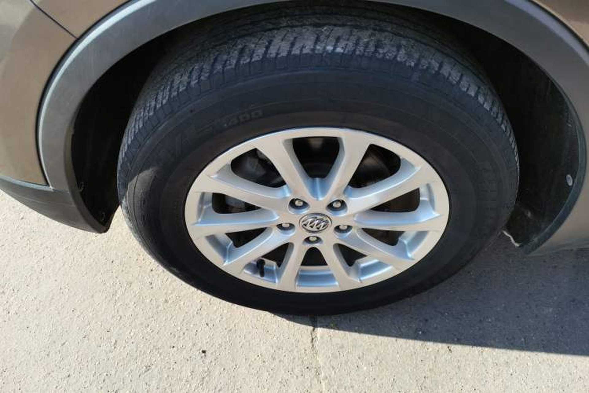 Used Buick Envision 2017 20T Two-Wheel-Drive Tech Edition Exterior 3
