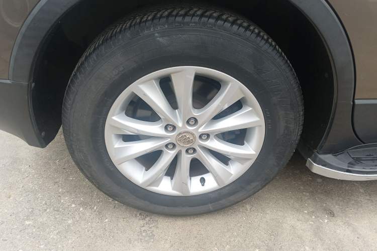Used Buick Envision 2017 28T Four-Wheel Drive Elite Model Exterior 5