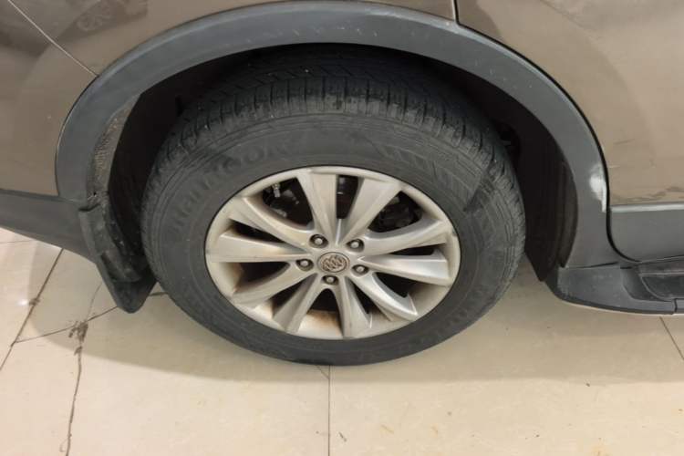 Used Buick Envision 2017 20T Two-Wheel Drive Luxury Model Exterior 5
