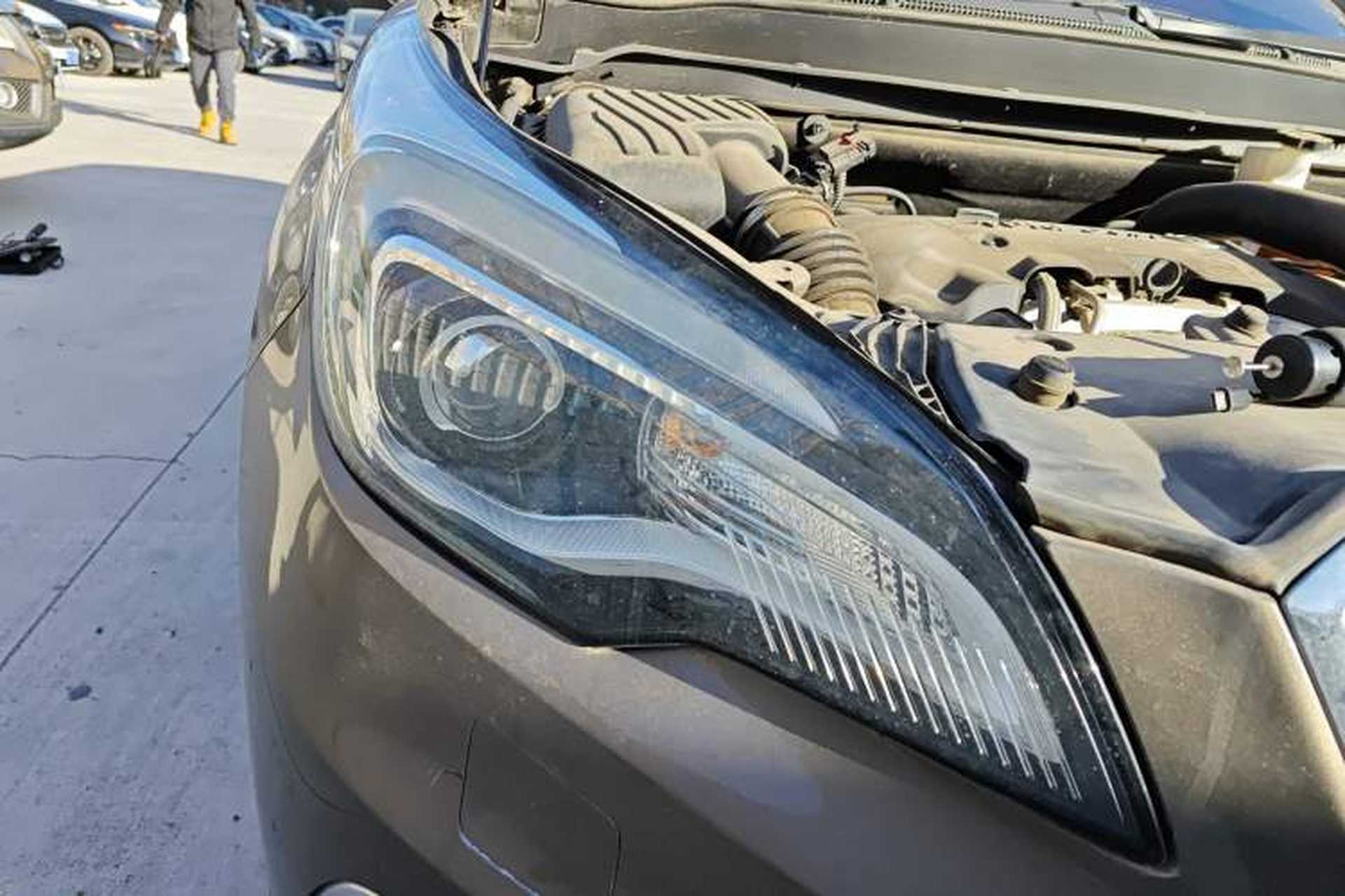 Used Buick Envision 2017 28T Four-Wheel Drive Elite Model Exterior 6
