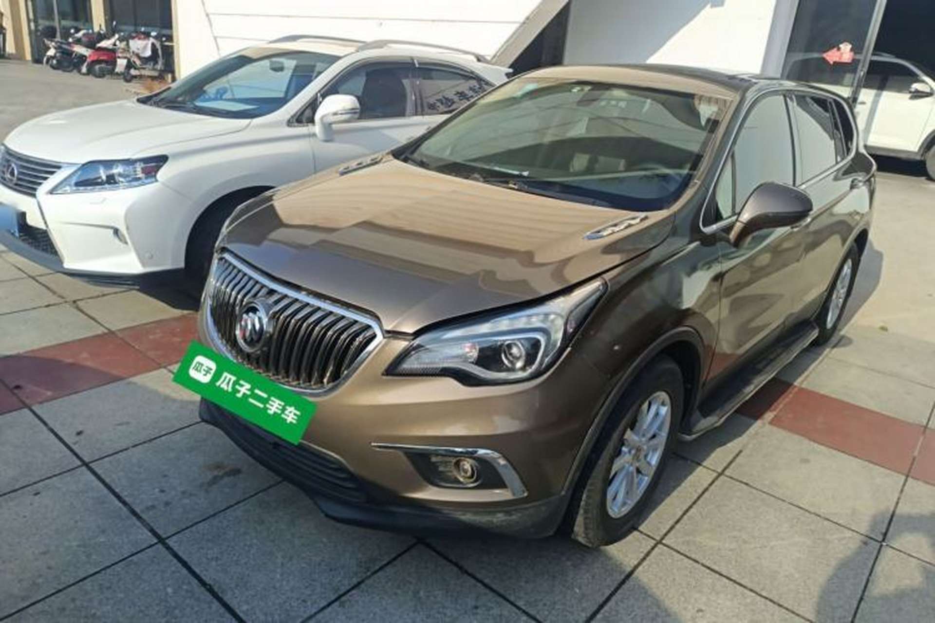 Used Buick Envision 2017 20T Two-Wheel Drive Leading Version Front Left 45 Deg