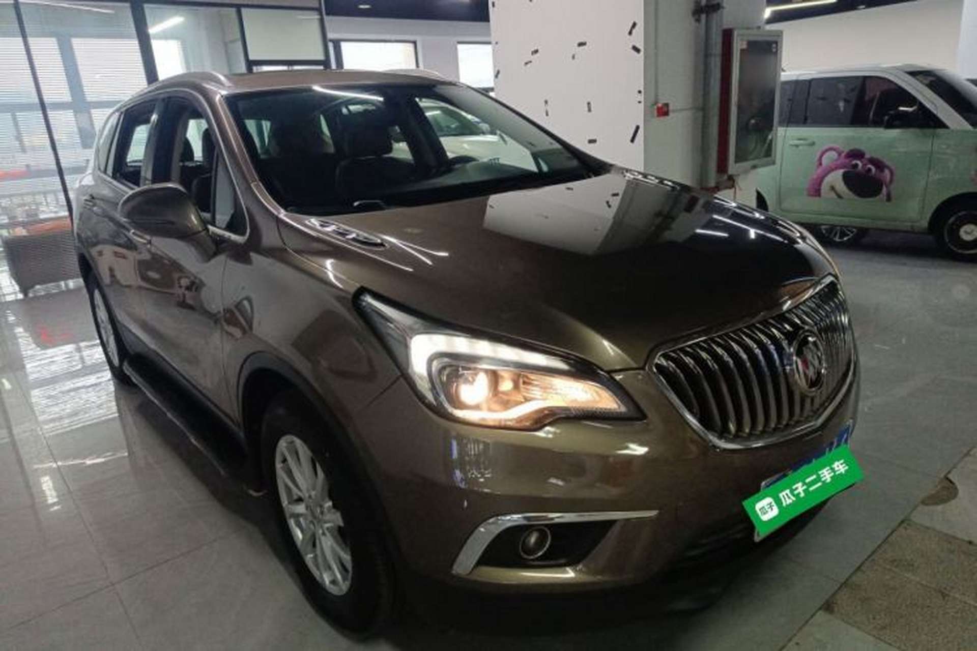 Used Buick Envision 2017 20T Two-Wheel Drive Elite Version Front Right 45 Deg
