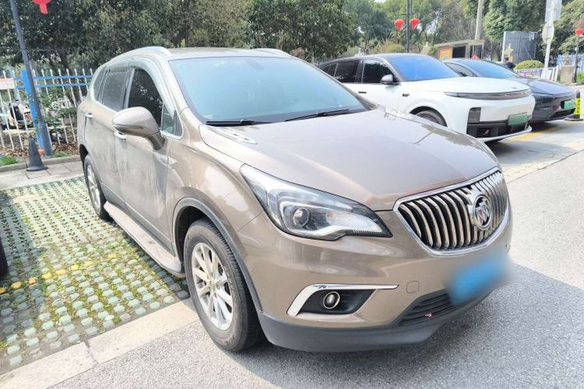 Used Buick Envision 2017 20T Two-Wheel Drive Elite Version Front Right 45 Deg