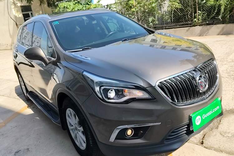 Used Buick Envision 2017 20T Two-Wheel Drive Luxury Model Front Right 45 Deg