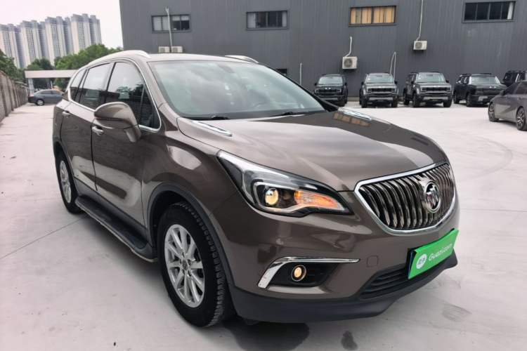Used Buick Envision 2017 20T Two-Wheel Drive Elite Version Front Right 45 Deg