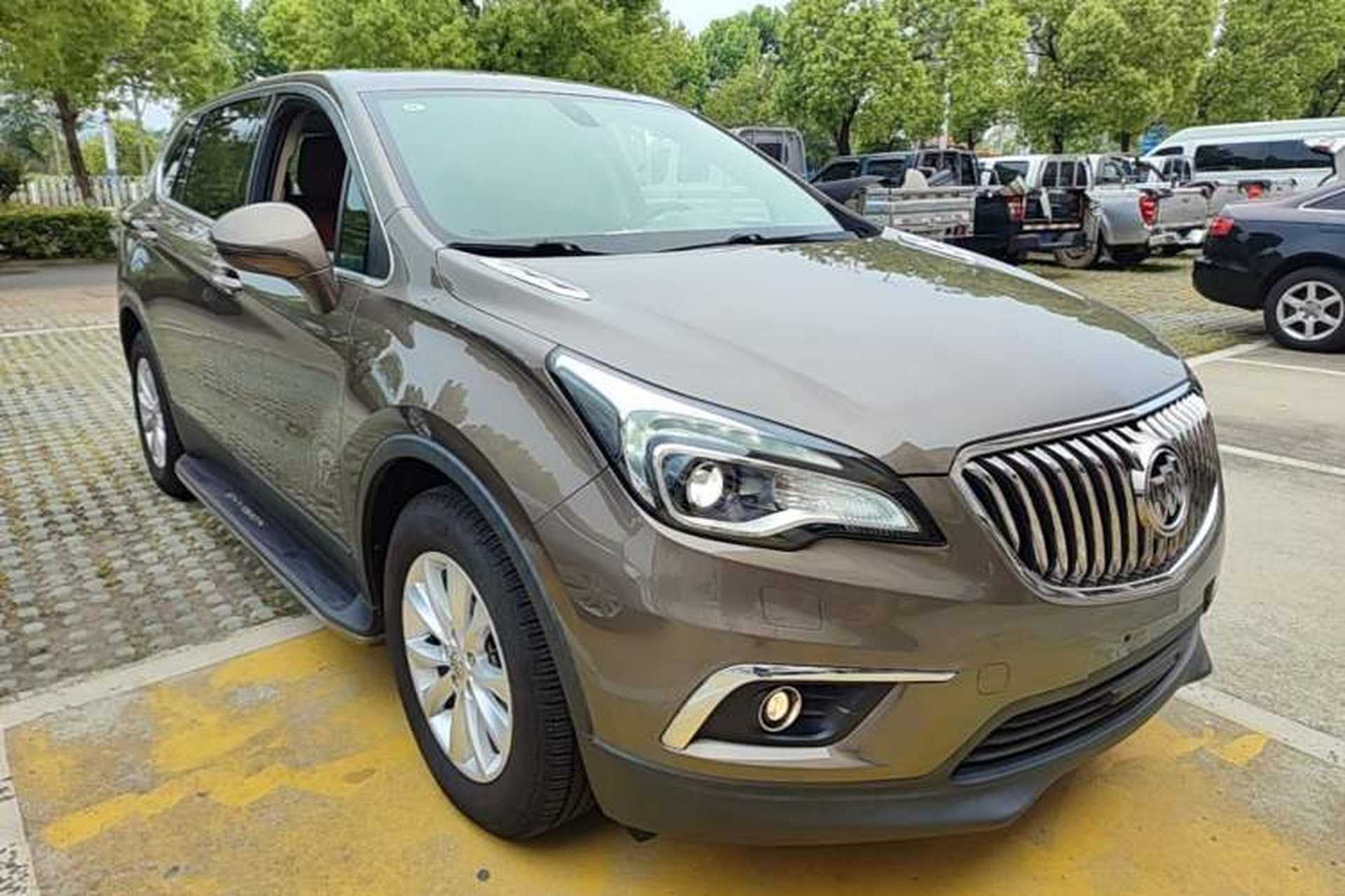 Used Buick Envision 2017 28T Four-Wheel Drive Elite Model Front Right 45 Deg