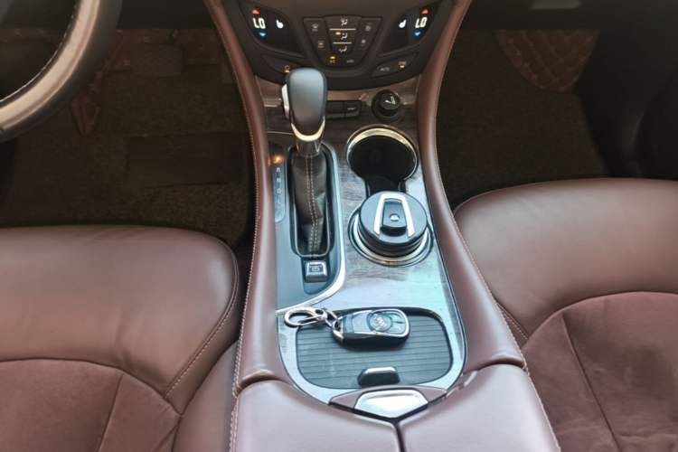 Used Buick Envision 2017 28T Four-Wheel Drive Elite Model Gear Lever