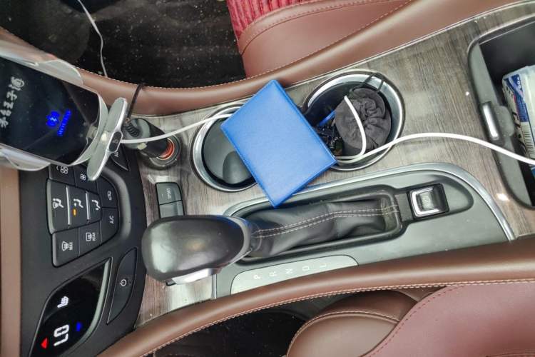 Used Buick Envision 2017 28T Four-Wheel Drive Elite Model Gear Lever