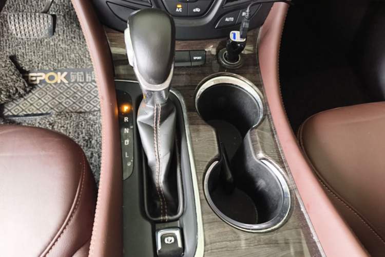 Used Buick Envision 2017 28T Four-Wheel Drive Elite Model Gear Lever