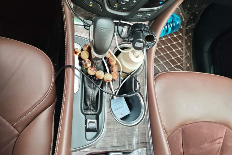 Used Buick Envision 2017 20T Two-Wheel Drive Elite Version Gear Lever