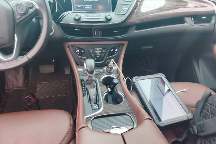 Used Buick Envision 2017 28T Four-Wheel Drive Elite Model Gear Lever