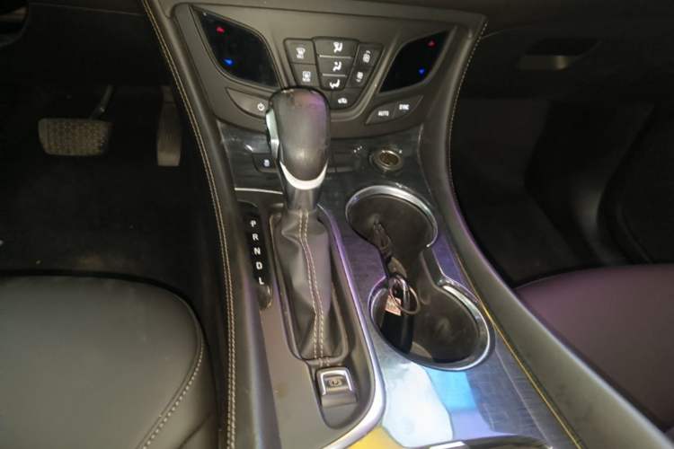Used Buick Envision 2017 20T Two-Wheel Drive Leading Version Gear Lever