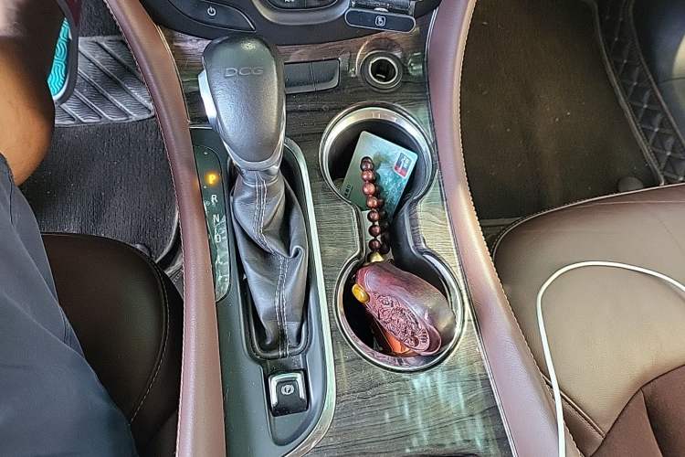 Used Buick Envision 2017 20T Two-Wheel Drive Luxury Model Gear Lever